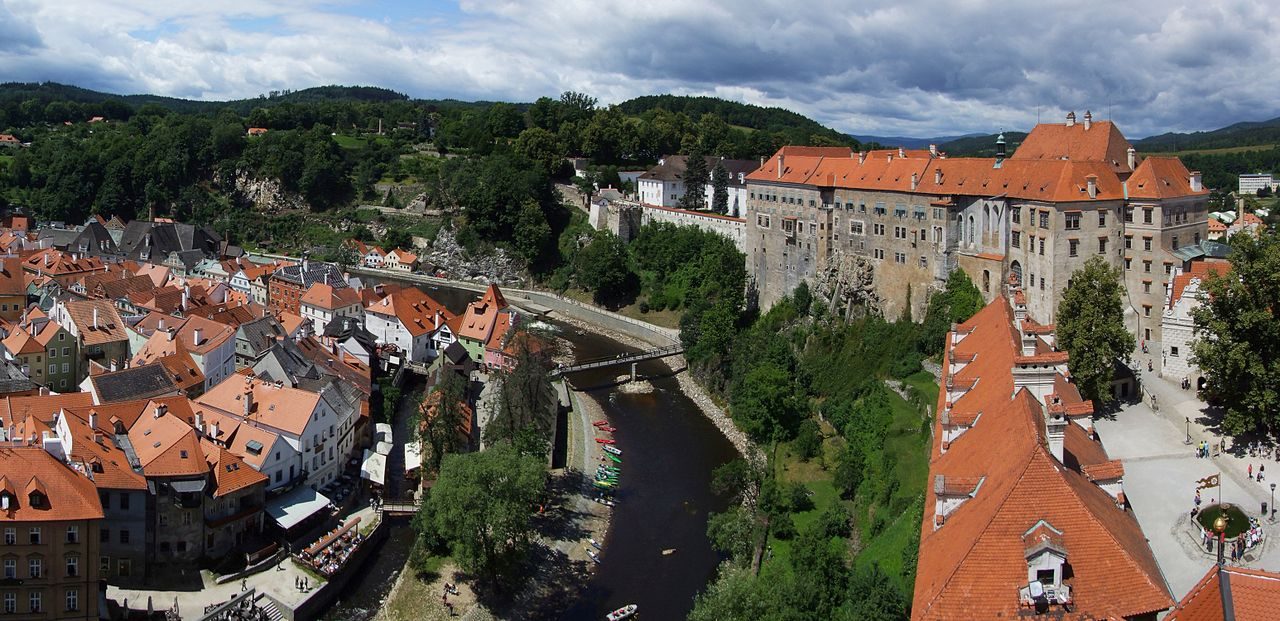Vista panorámica del casco antiguo: uno de los grandes atractivos de qué ver en Cesky Krumlov