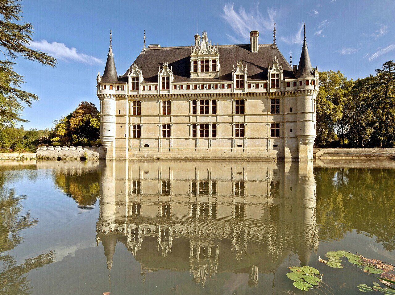 El castillo renacentista, imprescindible de qué ver en Azay Le Rideau