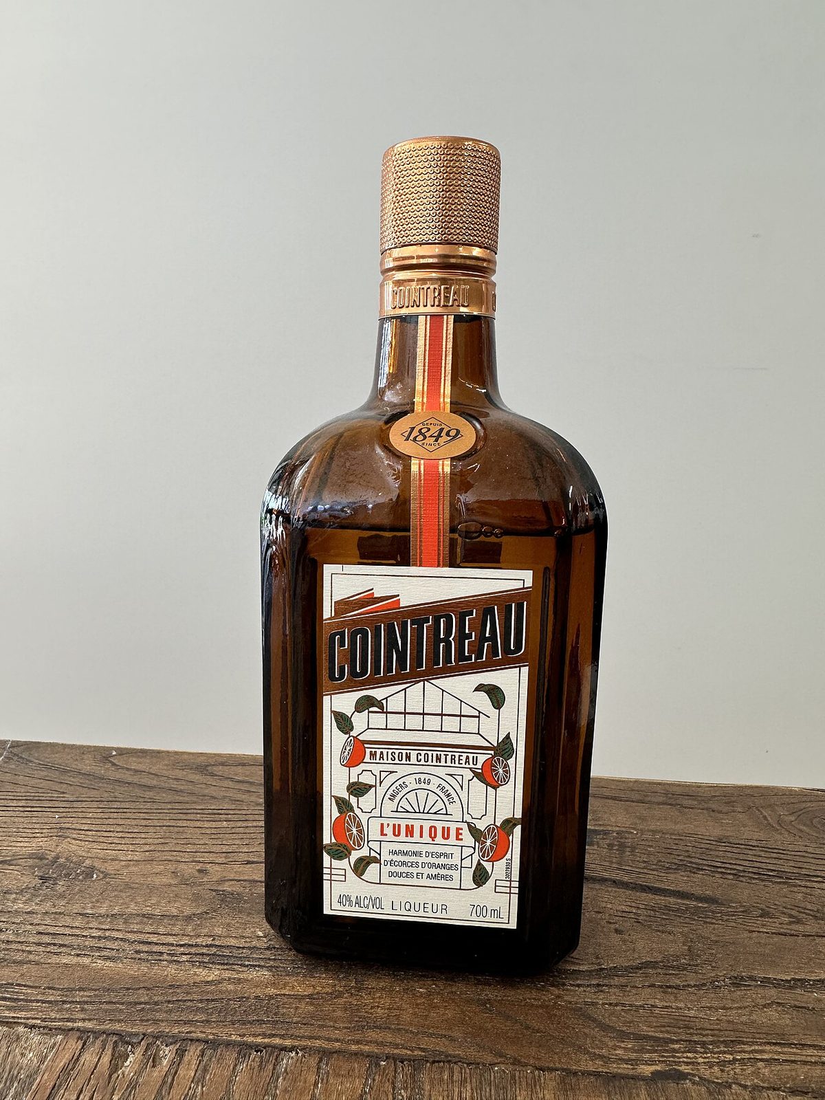 El Cointreau, producto emblemático que probar al visitar Angers