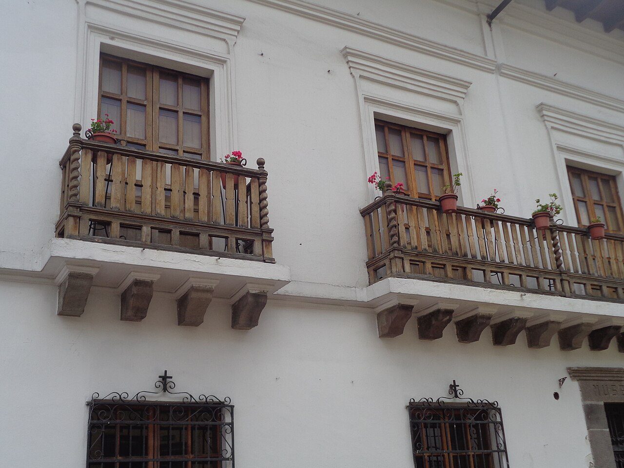Visita guiada en Cuenca Ecuador: las cúpulas azules de la Catedral Nueva