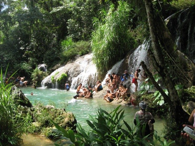 Las cataratas de El Nicho, la excursión natural más popular desde Cienfuegos