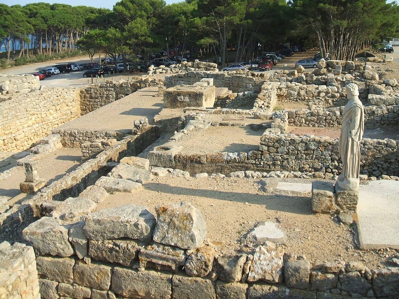 Qué ver en La Escala: las ruinas grecorromanas de Empúries junto al mar