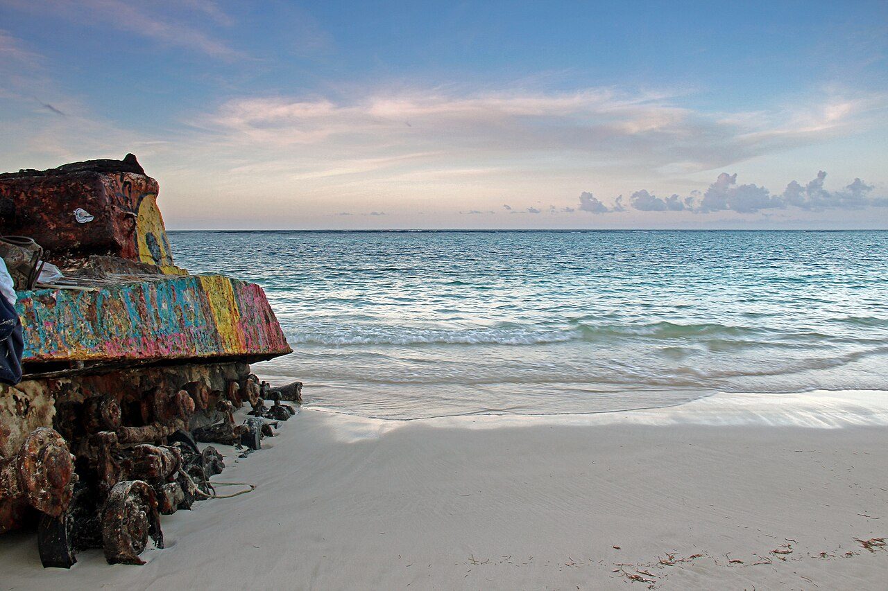 Playa Flamenco en Isla Culebra, una excursión cercana imperdible desde San Juan