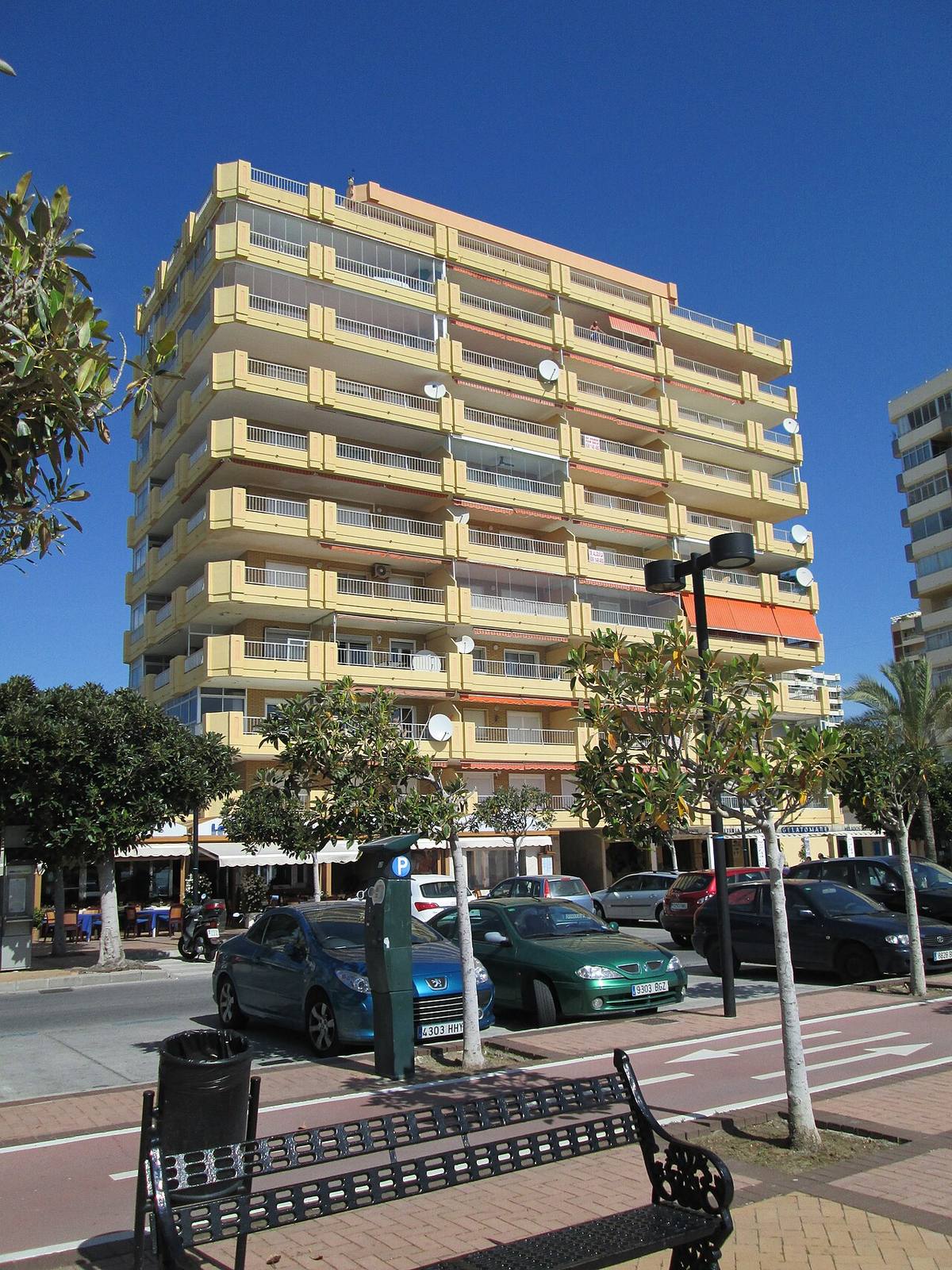 Vistas del paseo marítimo al llegar a Fuengirola