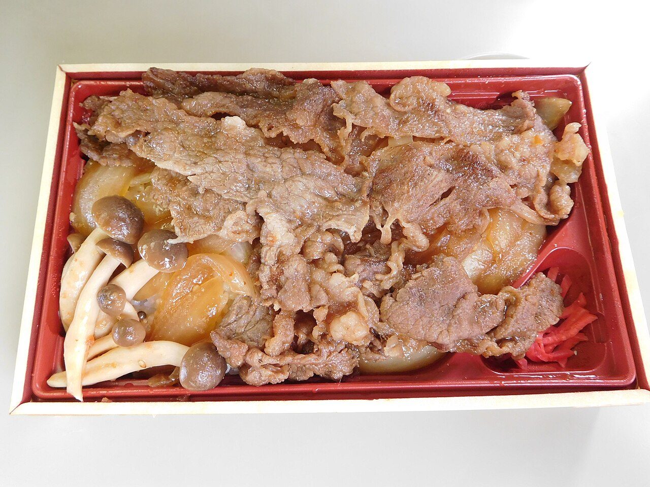 El nigiri de carne de Hida, un imprescindible de la gastronomía que ver en Takayama
