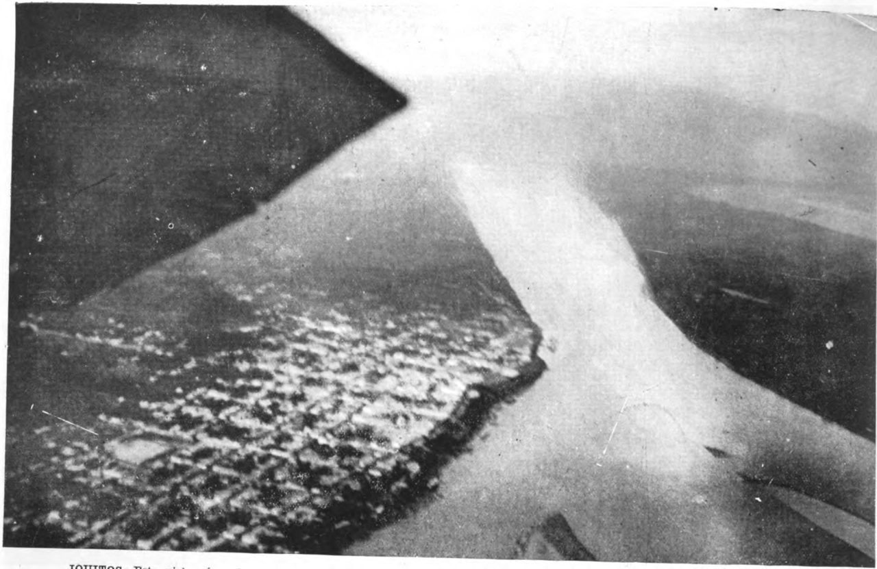 Vista aérea de Iquitos, la ciudad amazónica a la que solo se llega volando o navegando