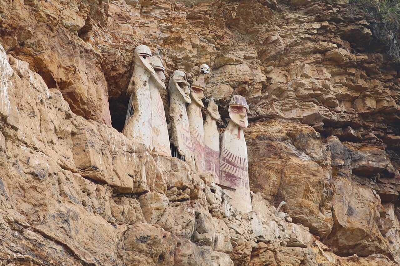 Los sarcófagos de Karajía, parada obligada entre los lugares que ver cerca de Chachapoyas