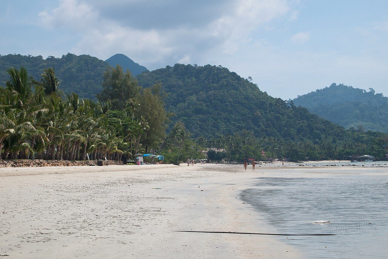 Naturaleza y aventura en Koh Chang: snorkel entre los arrecifes de Koh Rang.