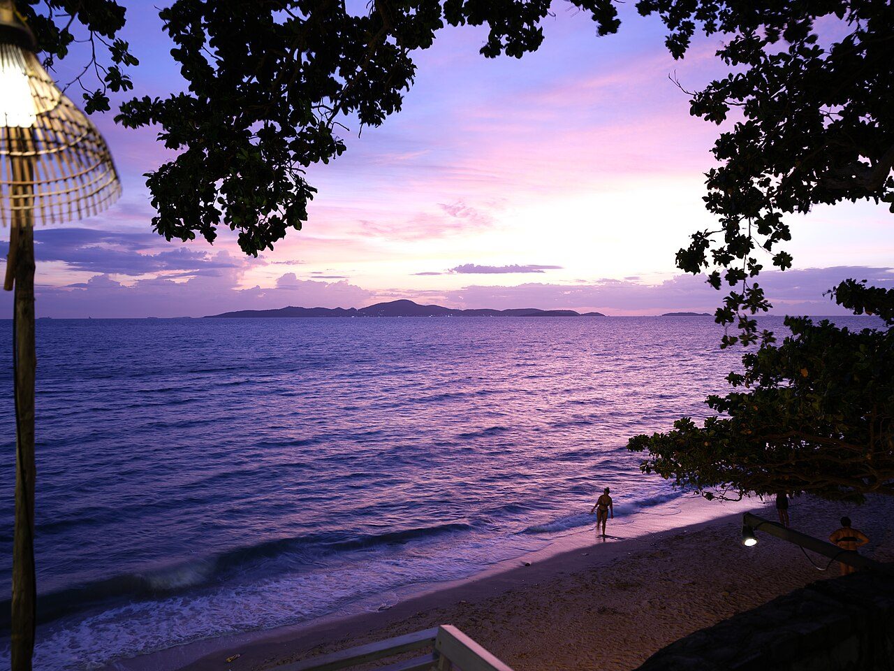 La Isla Coral, la escapada de playa más popular entre qué ver en Pattaya