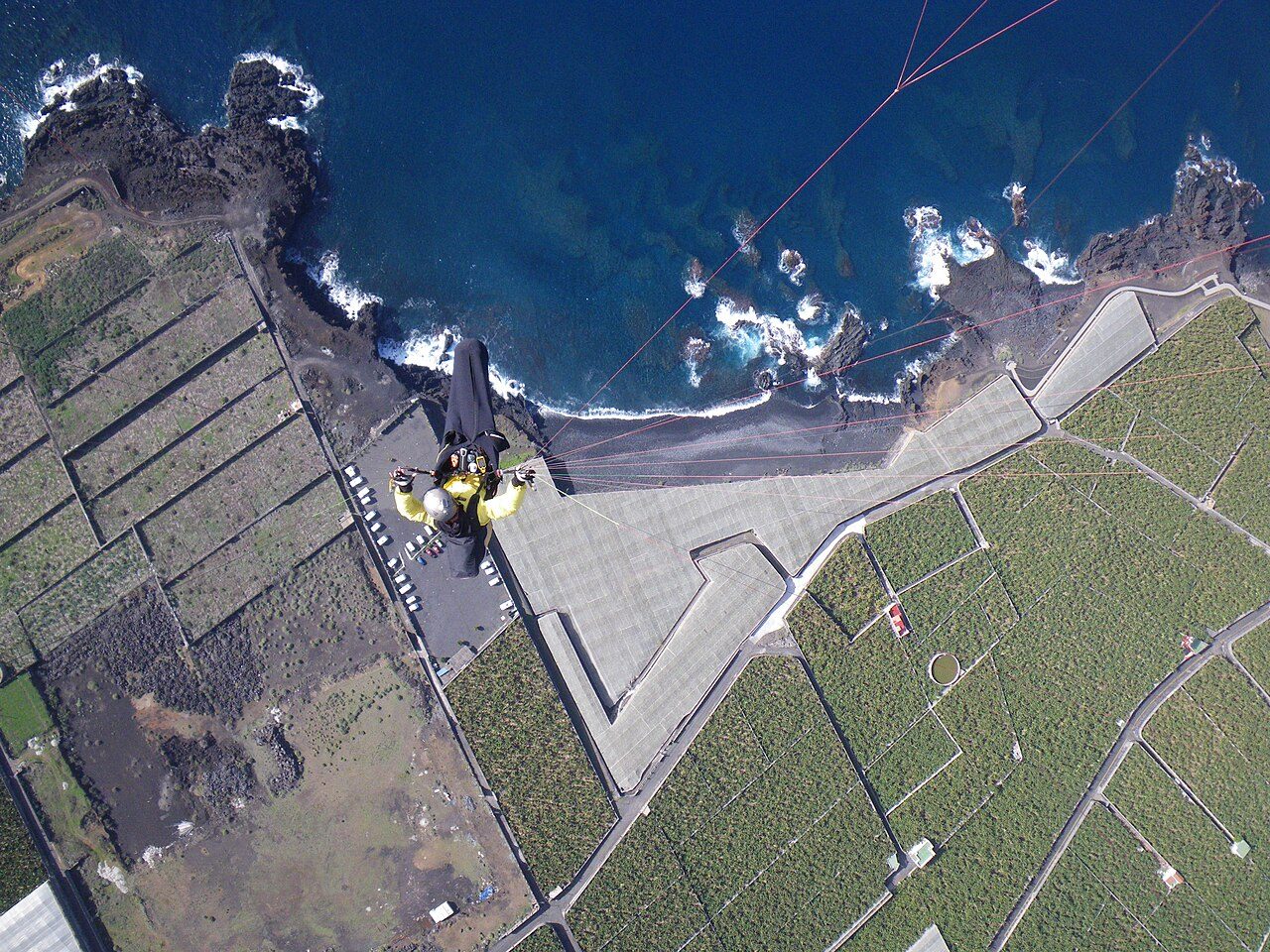 Panorámica de la costa volcánica de La Palma, una de las cosas que ver en La Palma nada más llegar