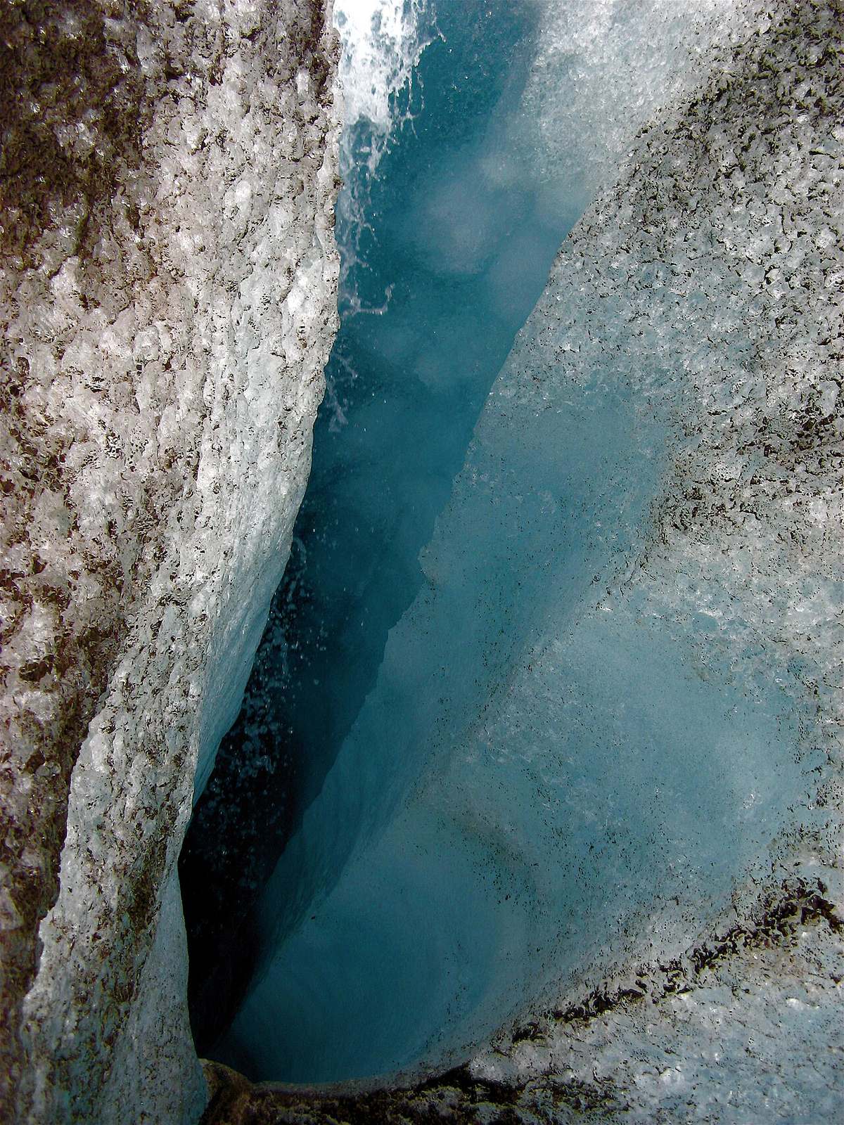 Qué hacer en Gullfoss: aventura en moto de nieve por el glaciar Langjökull