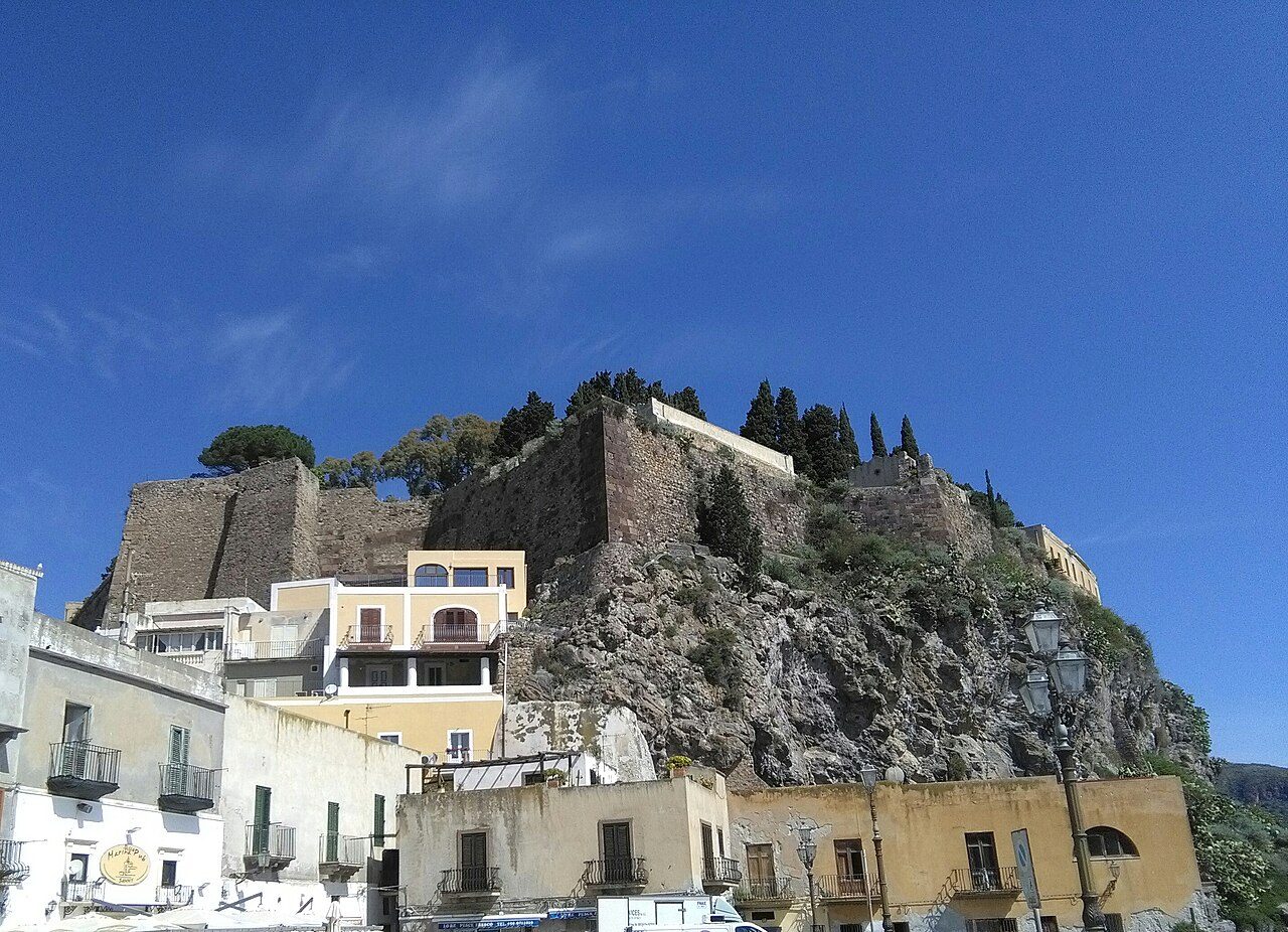 El Castillo de Lipari, la zona más antigua y uno de los imprescindibles que ver en Lipari