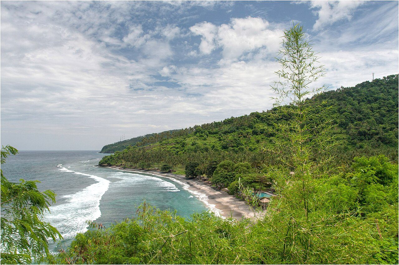 Vistas de la costa de Lombok, la isla de las perlas de Indonesia