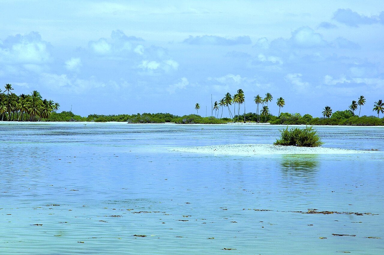 Las islas locales cercanas a Malé, con playas de aguas cristalinas