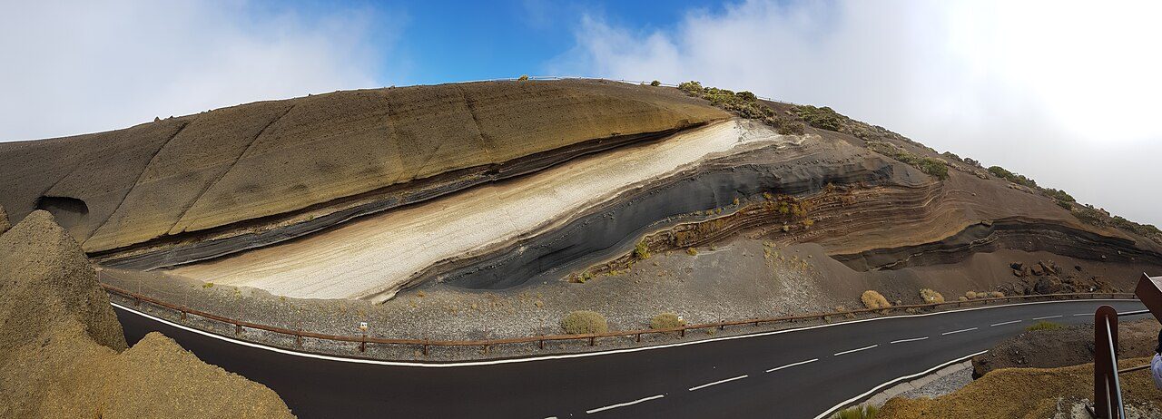 El Mirador de la Tarta, una de las paradas más originales que ver en Las Cañadas del Teide