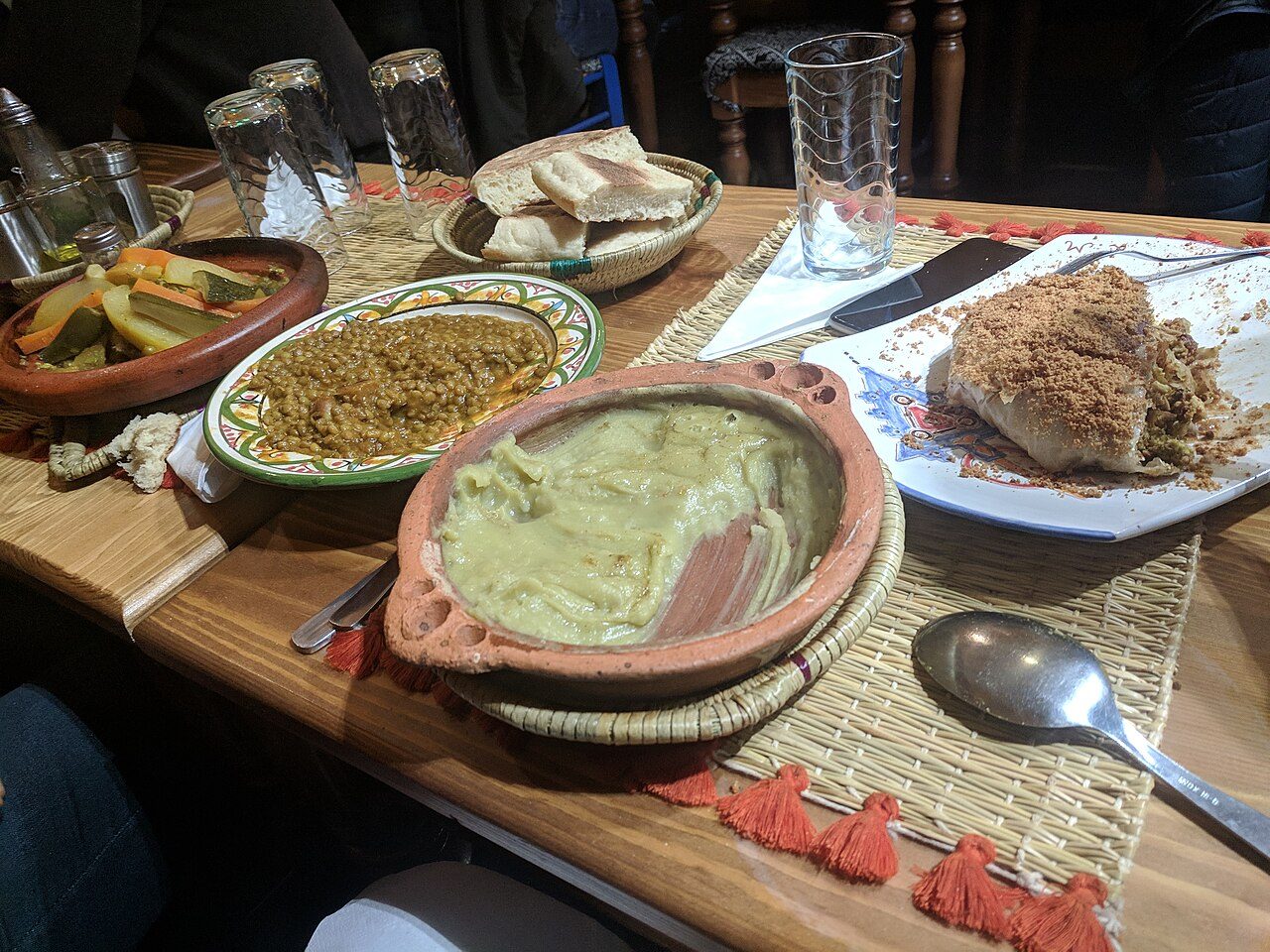 Tajín y té con menta, imprescindibles de la gastronomía en Chefchaouen