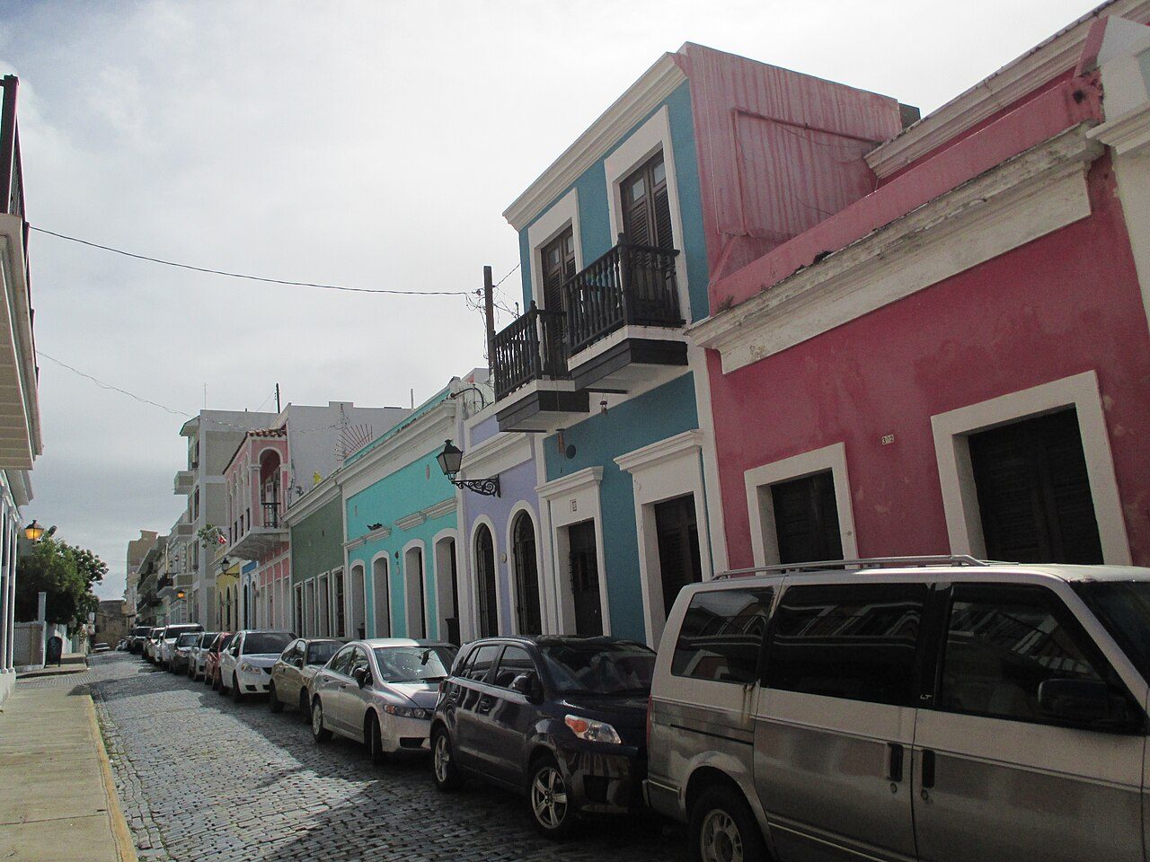 Calles coloridas del Viejo San Juan, lo primero que hay que ver en San Juan