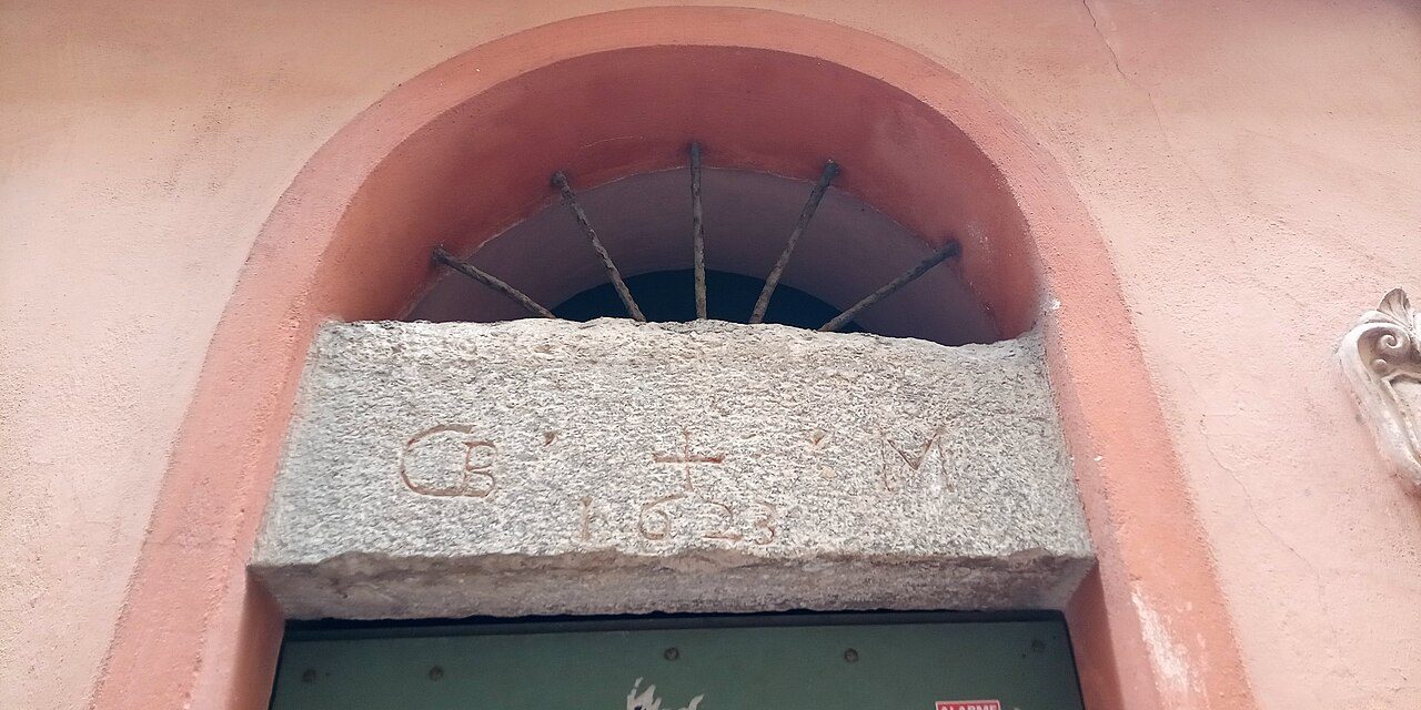 Callejuelas coloridas del Vieux Nice, lo imprescindible que ver en Niza