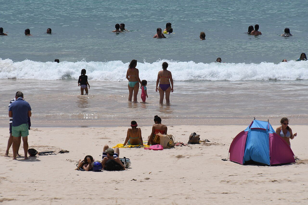 La playa de Anakena, el rincón más paradisíaco de Isla de Pascua
