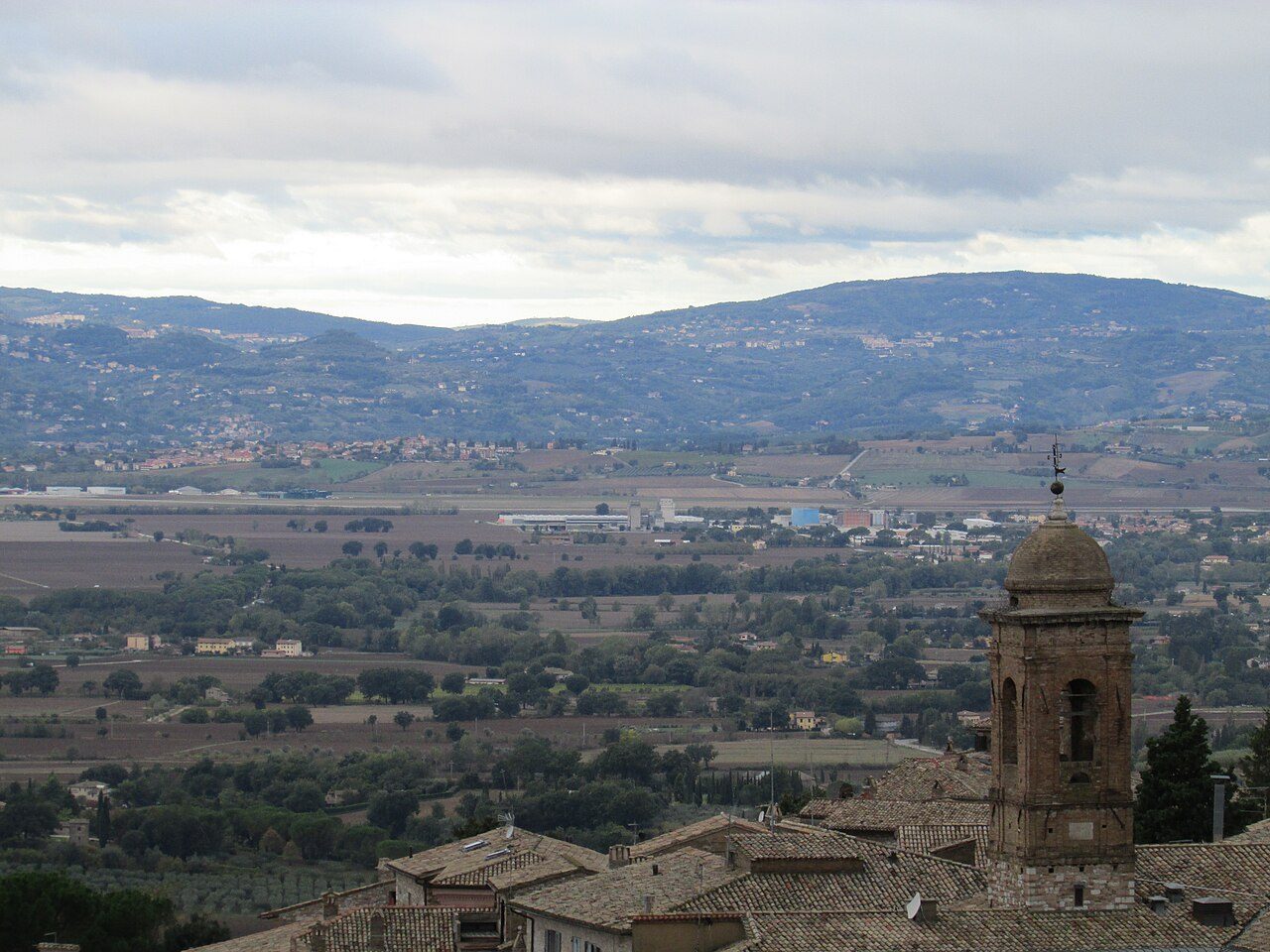 Panorámica del centro histórico de Perugia, el corazón de lo que ver en Perugia
