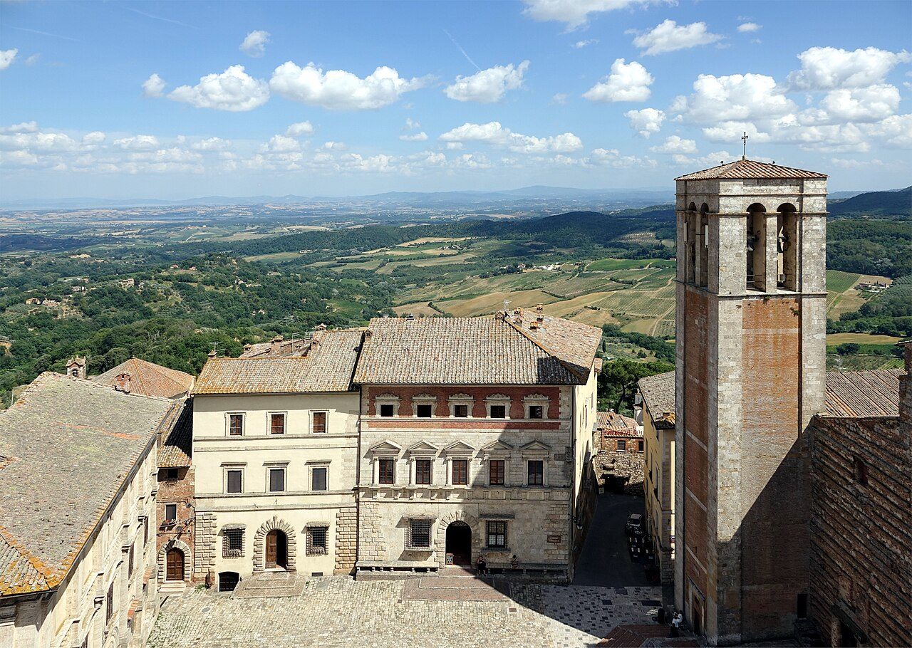 La Piazza Grande, parada imprescindible de qué ver en Montepulciano