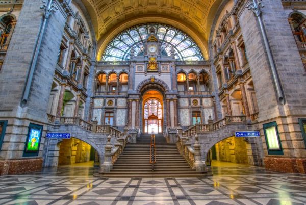 La Estación Central, primera parada obligada de qué ver en Amberes