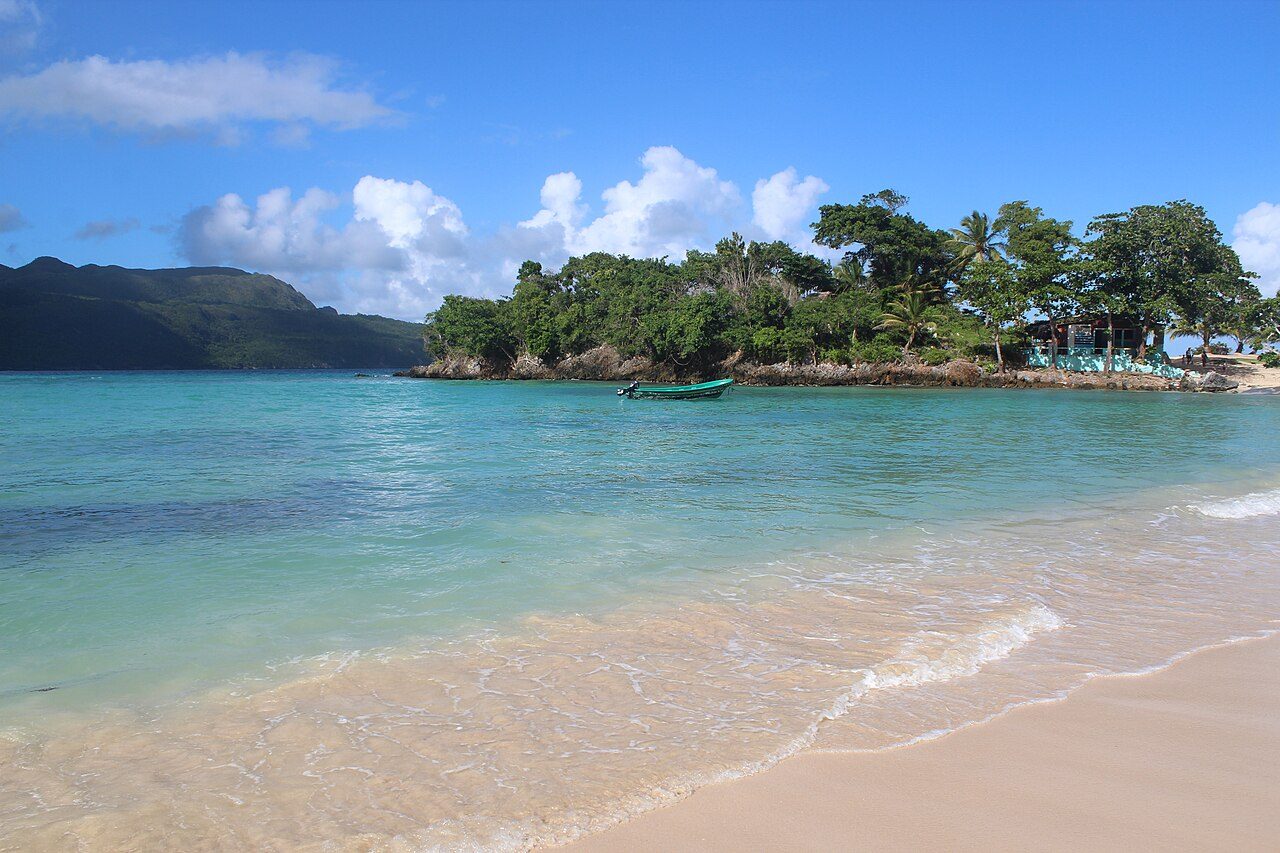 Playa Rincón, una de las playas más bonitas que ver en Samaná