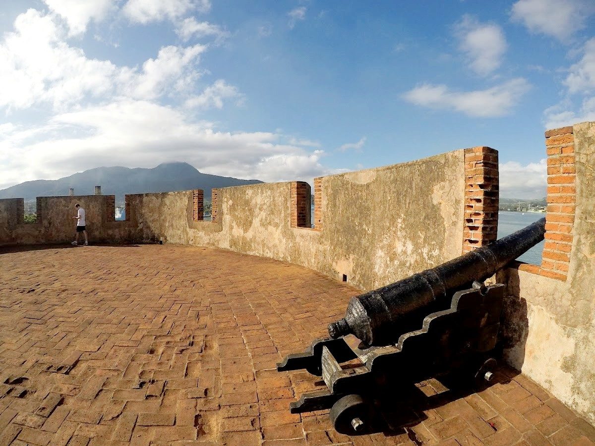 Casas victorianas del centro histórico en una visita guiada en Puerto Plata