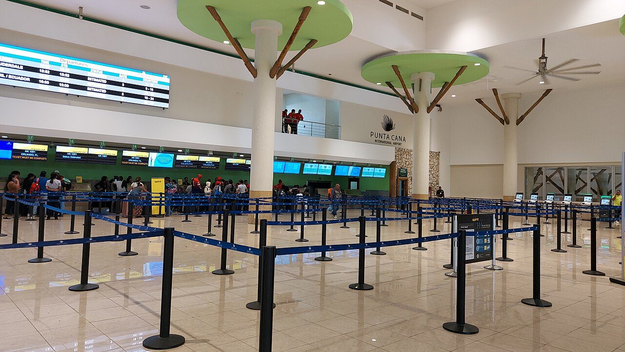 Llegada al aeropuerto de Punta Cana, puerta de entrada al Caribe dominicano