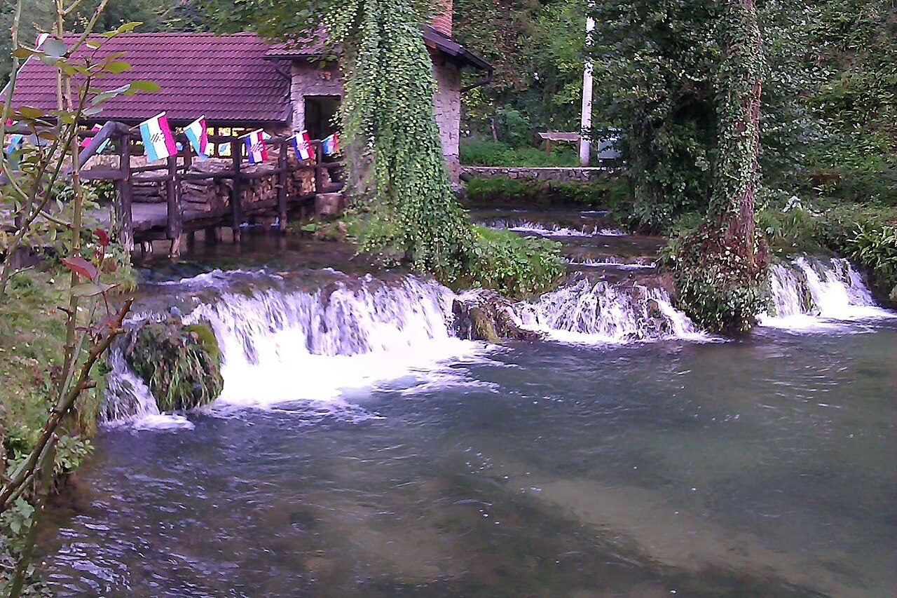 Rastoke, con sus molinos sobre el agua, es una excursión cercana a los Lagos de Plitvice