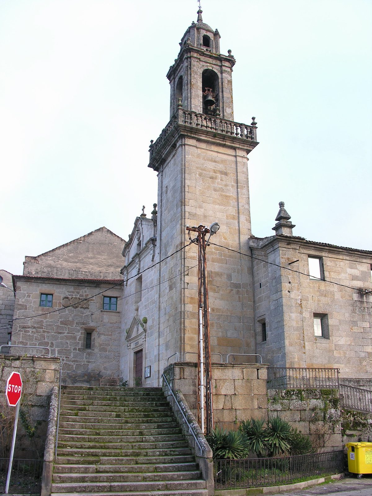 La Plaza Mayor, centro neurálgico de qué ver en Ribadavia