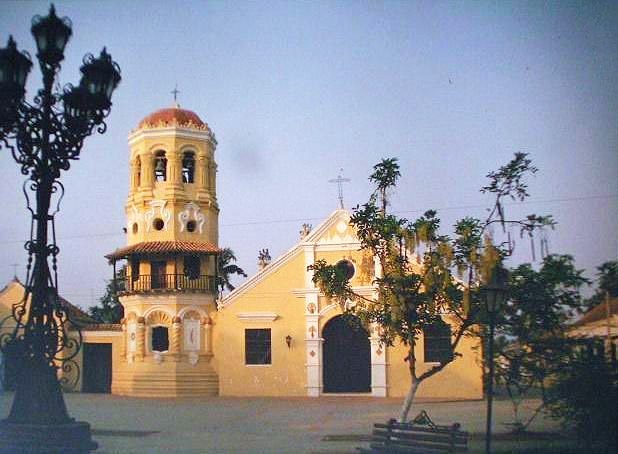 La torre de Santa Bárbara, uno de los grandes iconos de qué ver en Mompox