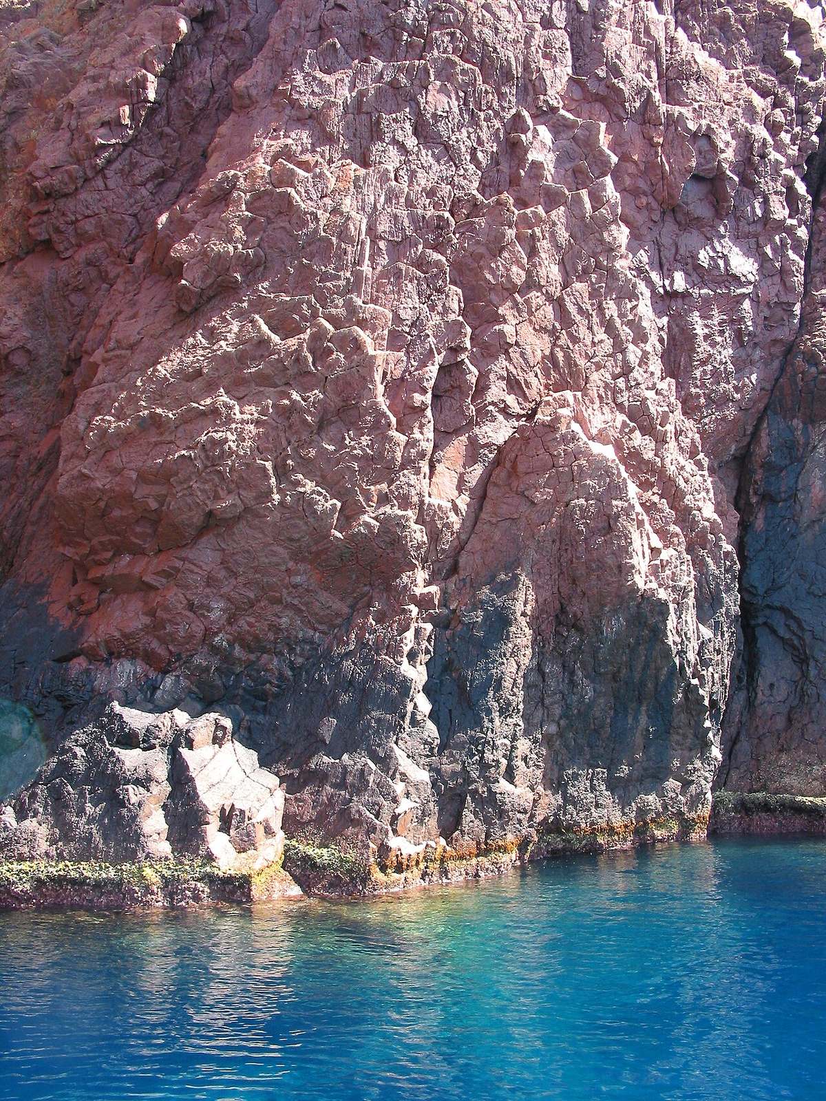 La reserva de Scandola, uno de los mejores planes cerca de Ajaccio