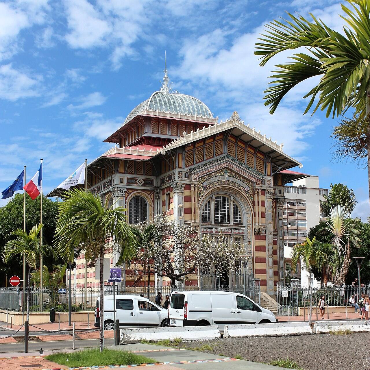 La Biblioteca Schoelcher, uno de los imprescindibles que ver en Fort de France