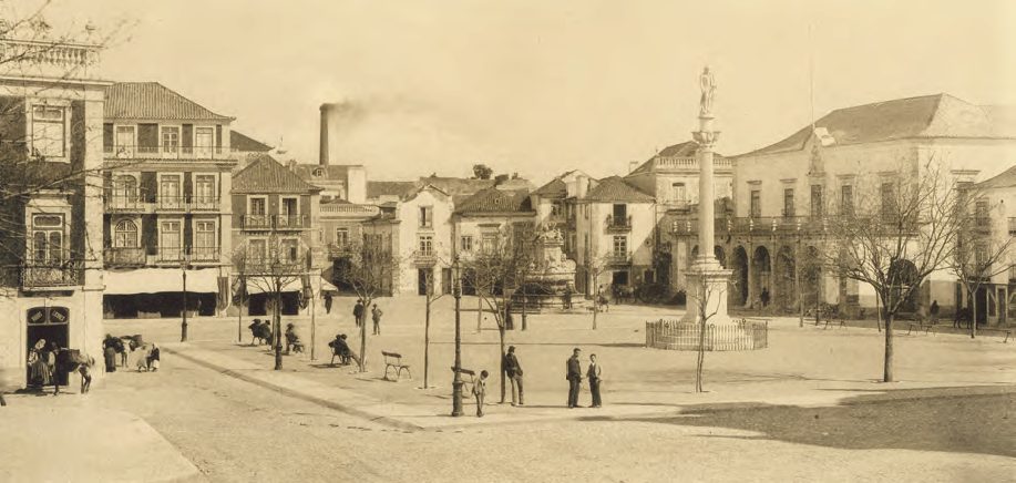 Calles del casco histórico, uno de los grandes atractivos de qué ver en Setúbal