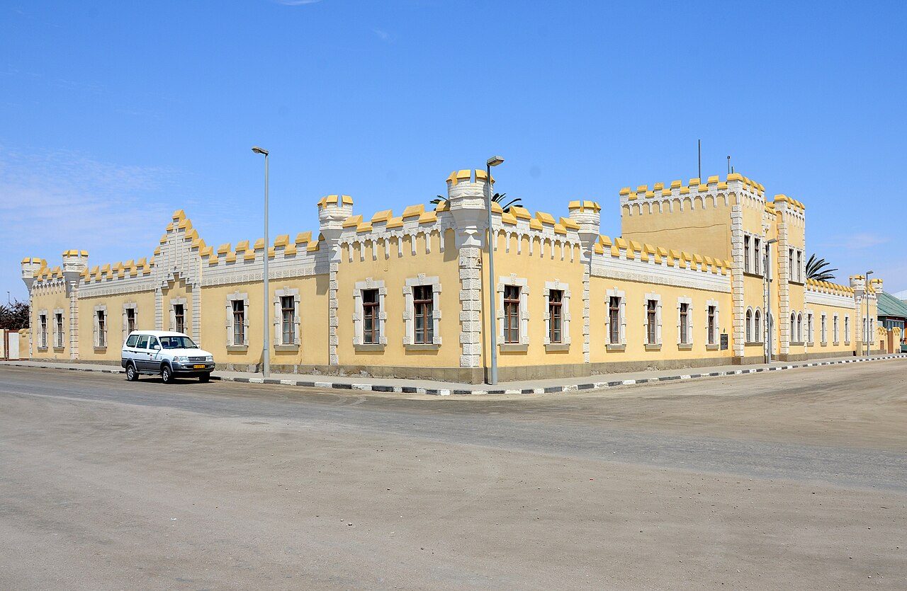 Llegada a Swakopmund, donde el desierto del Namib se encuentra con el Atlántico