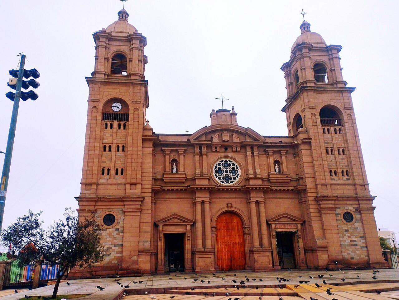 Paisajes de altura en una de las excursiones de un día en Tacna hacia el altiplano