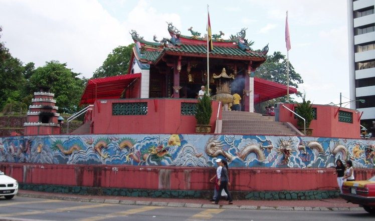 El templo Tua Pek Kong, uno de los lugares que ver en Kuching en el barrio chino