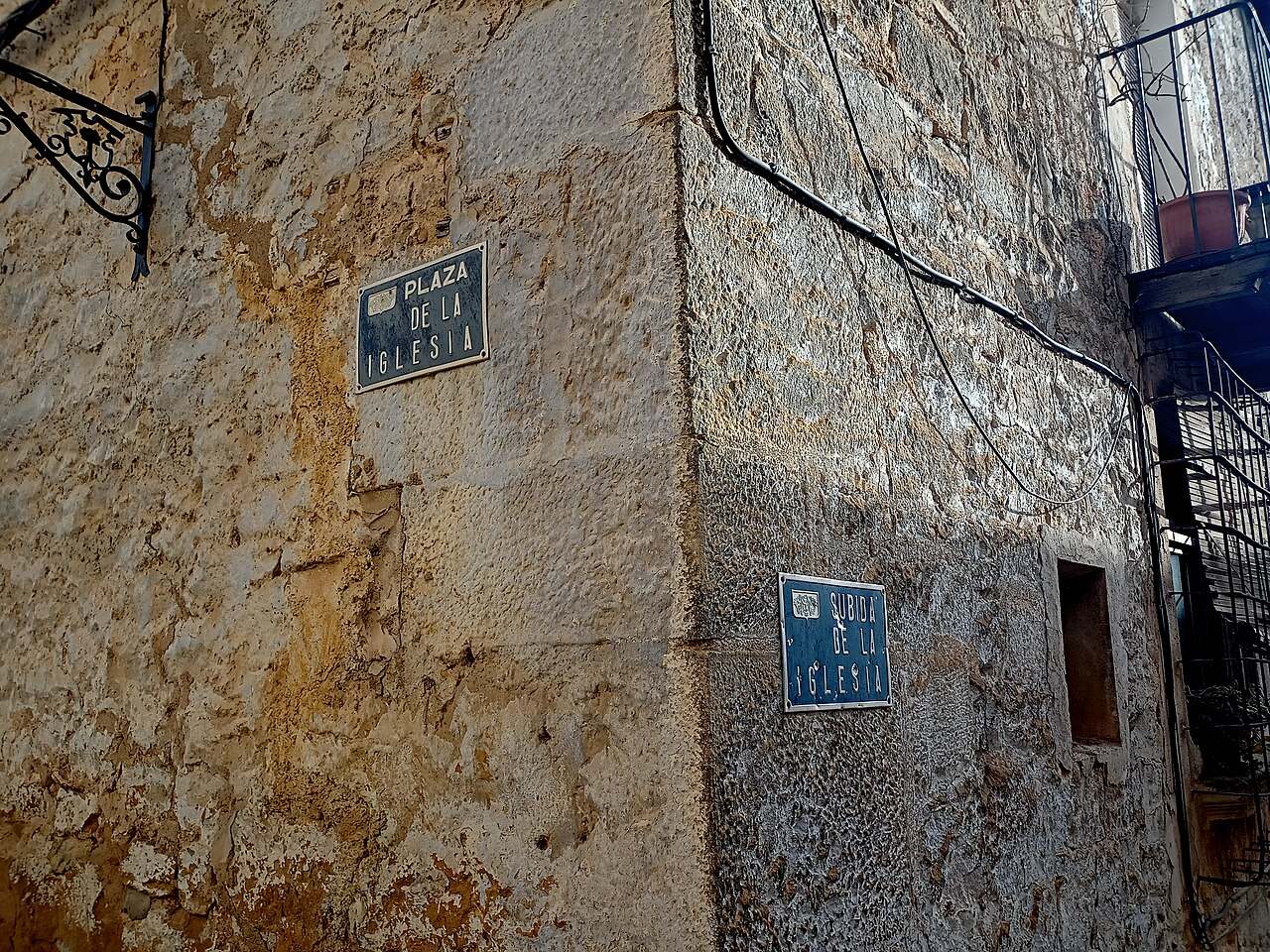 La Plaza de España, parada obligada en qué ver en Valderrobres