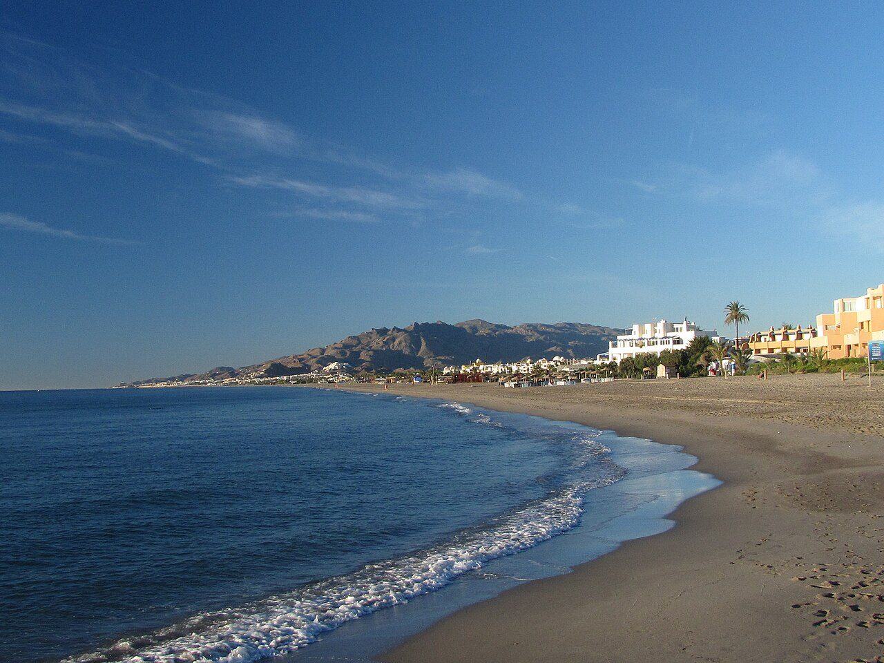 Qué ver en Vera: sus amplias playas del Levante almeriense