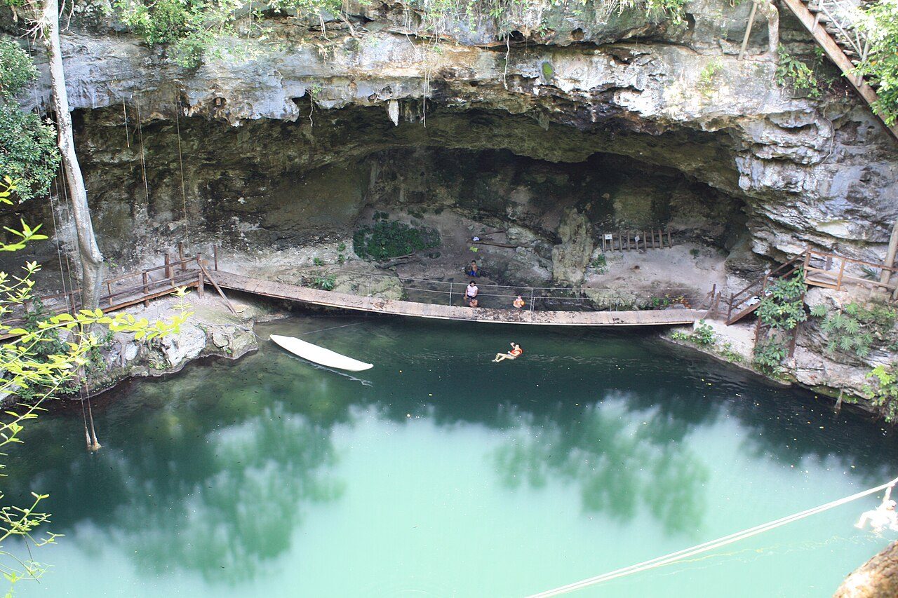 El cenote Xcanché, la parada refrescante tras ver Ek Balam