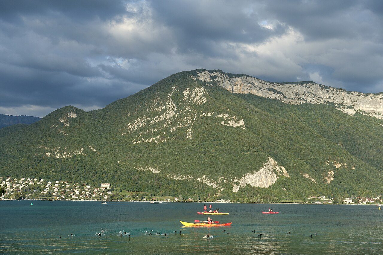El kayak, una de las actividades estrella que ver en Viacamp y Litera