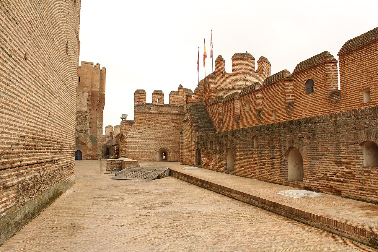 El Castillo de la Mota, la gran estampa de Medina del Campo.
