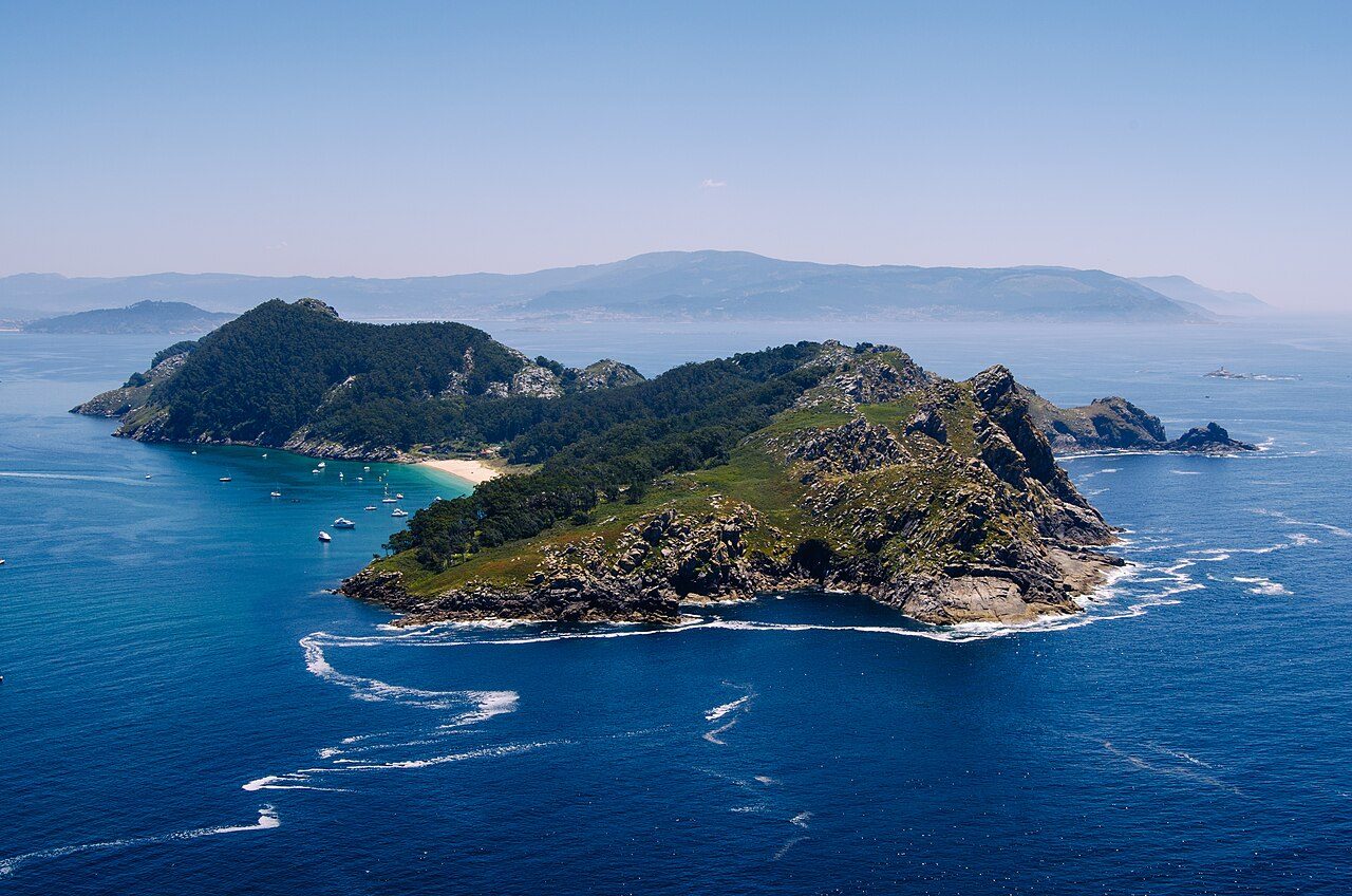 Las islas Cíes, el gran tesoro atlántico frente a Vigo.