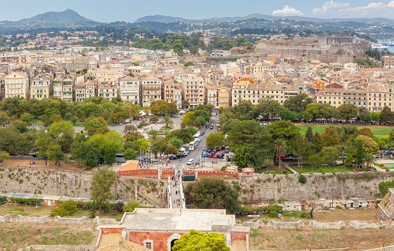 El casco antiguo veneciano de Corfú, primera parada de la ruta.