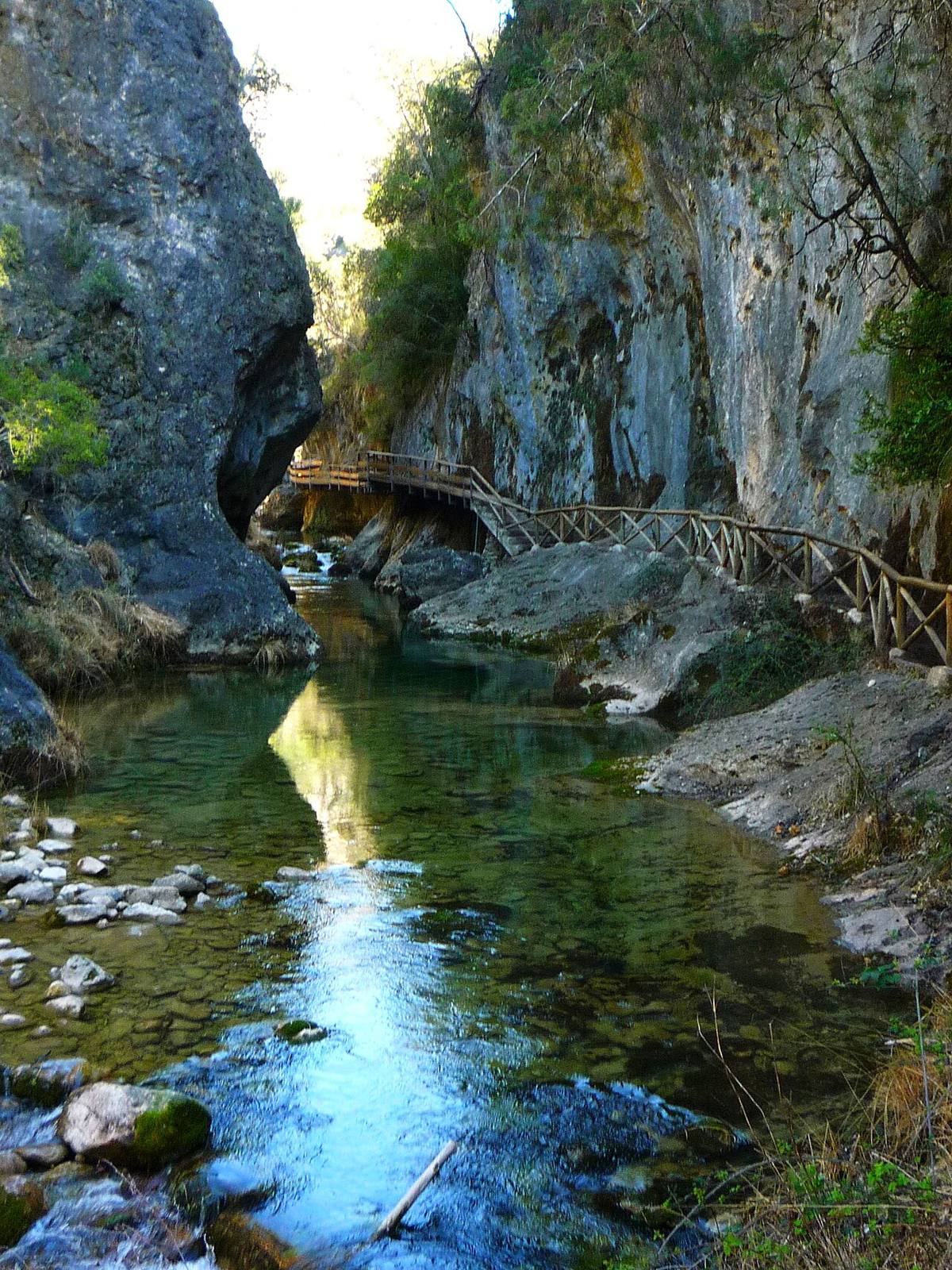 El río Segura excava cañones espectaculares en el interior murciano.