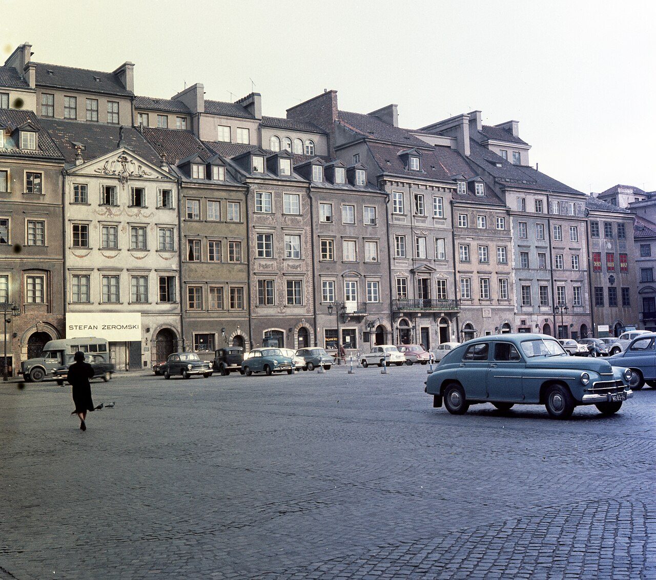 Las casas de colores de la Ciudad Vieja de Varsovia, un buen arranque para los peques.