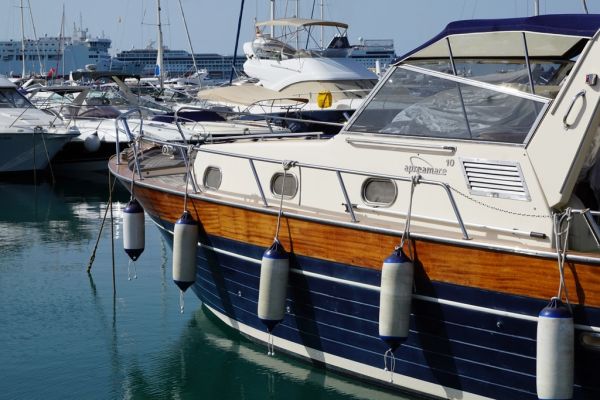 El puerto y el barrio de la Marina, esencia marinera que ver en Eivissa