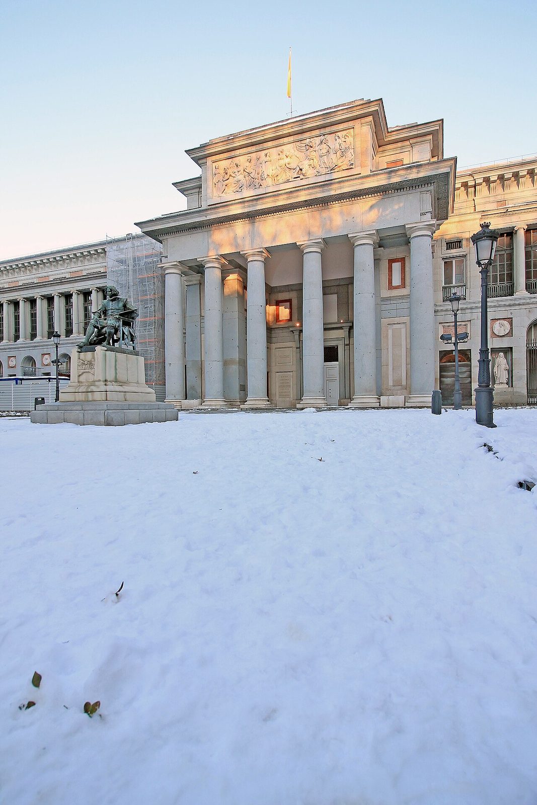 El Museo del Prado, corazón del Triángulo del Arte y momento cumbre de la ruta.
