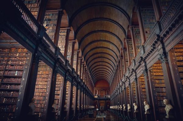 La Long Room del Trinity College, punto de partida ineludible de la ruta.